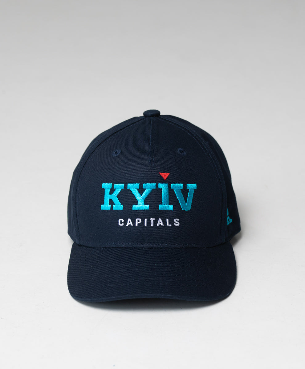 Перша колекція клубних кепок "Київ Кепіталз"
