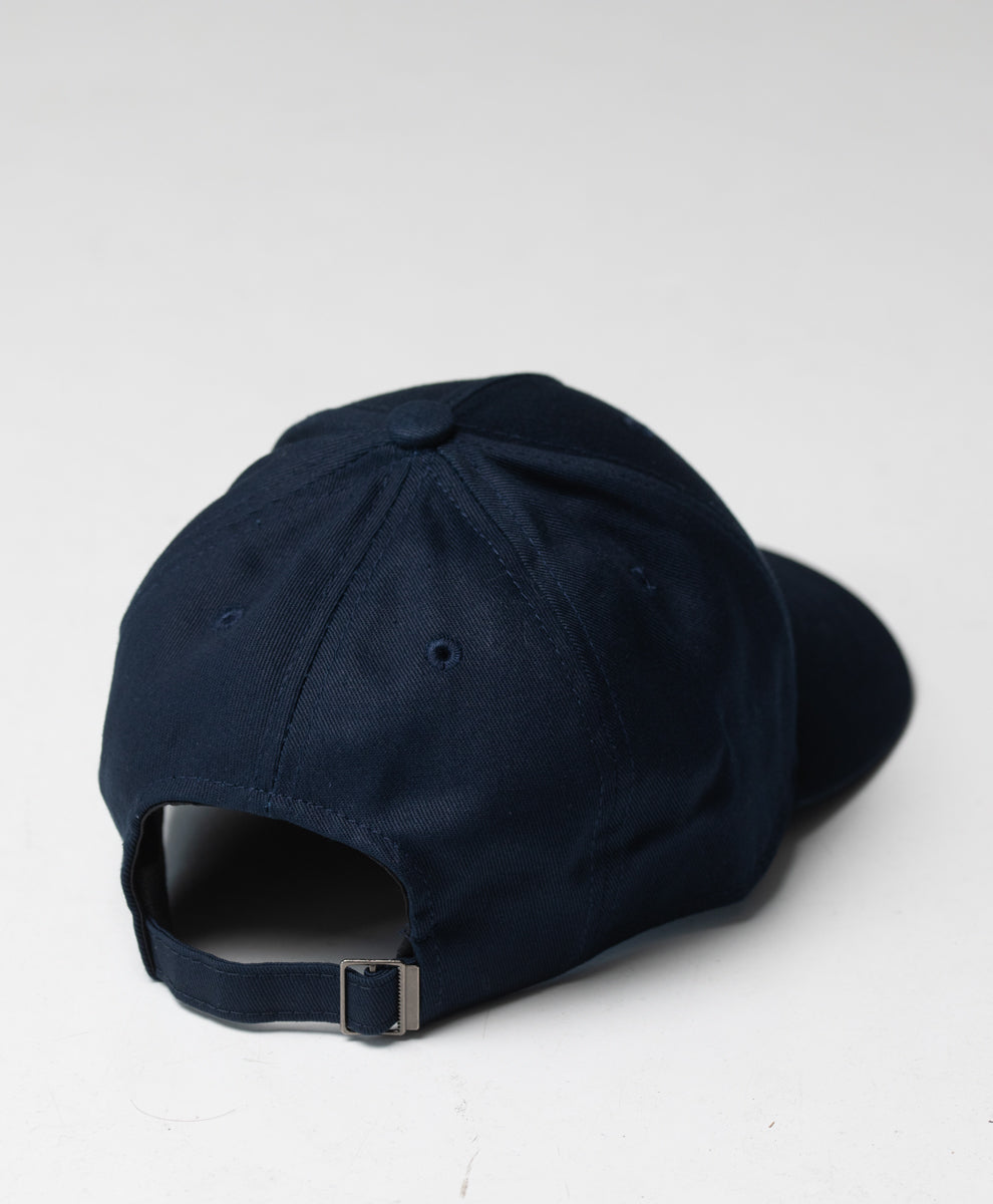 Перша колекція клубних кепок "Київ Кепіталз"