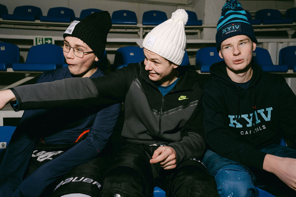 Black Hat with Label